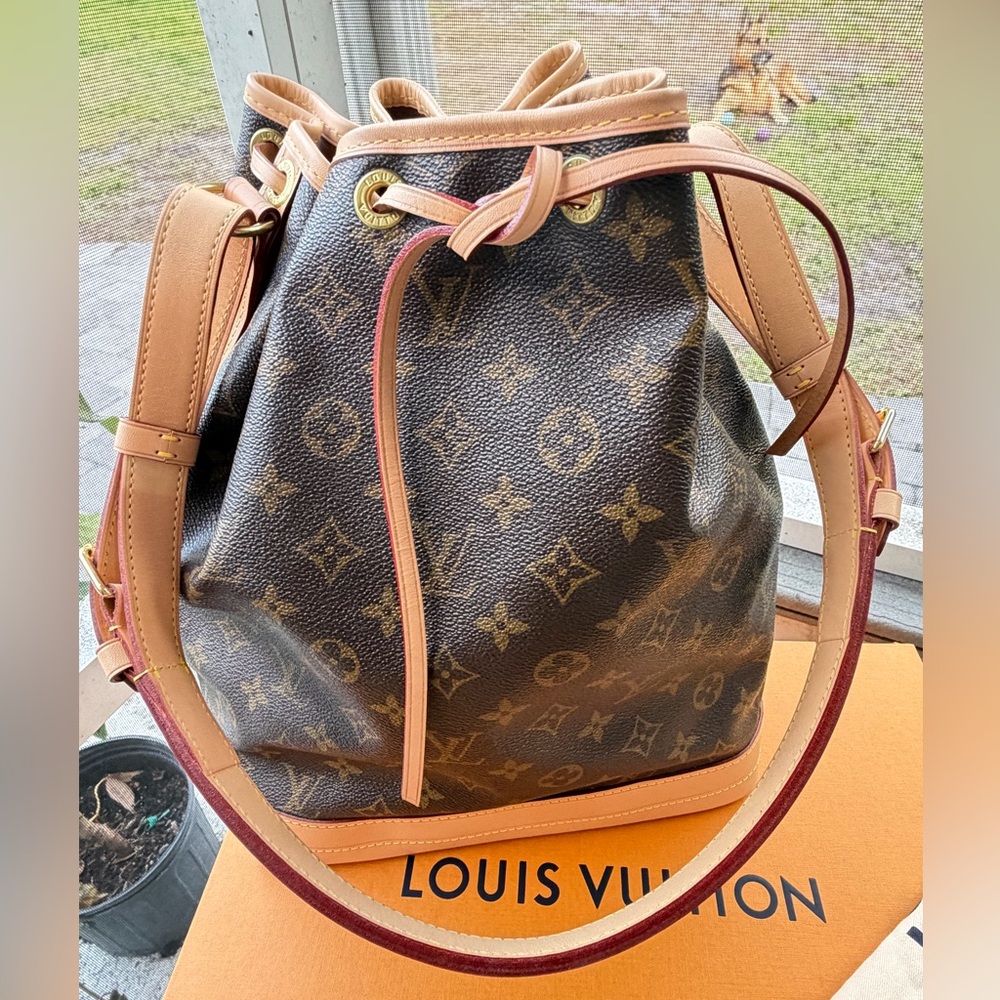 Vintage Louis Vuitton Monogram Canvas Noe Bucket Bag with all new LV Vachetta!!!